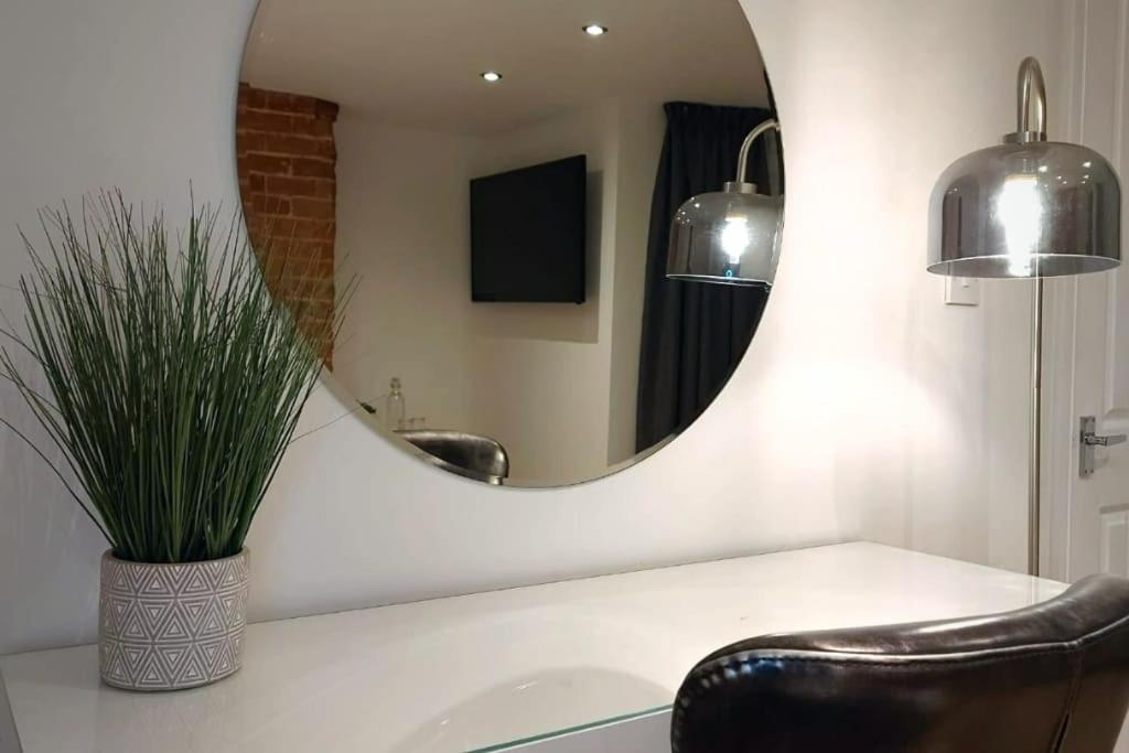 2 Bedroom City Centre Duplex Apt Preston  Zewnętrze zdjęcie